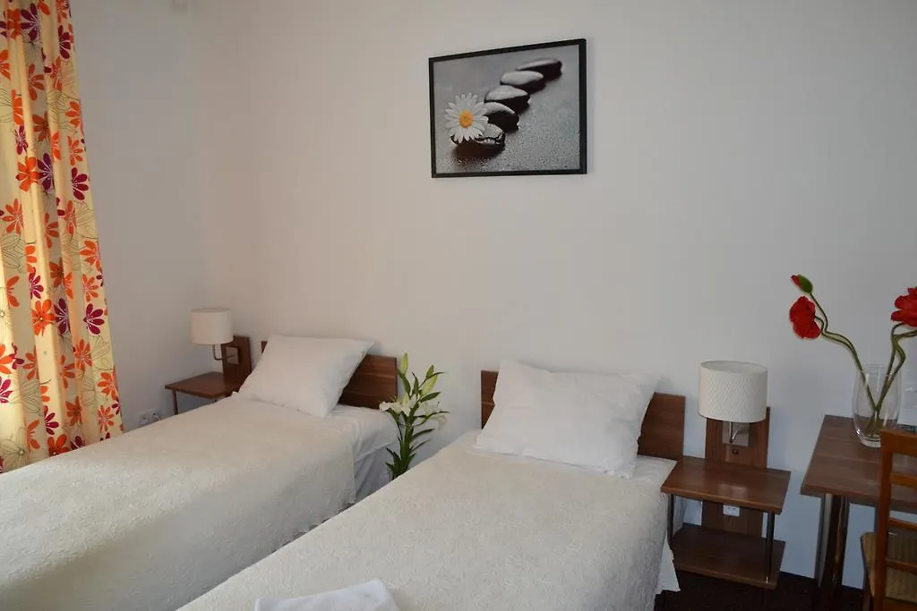 Holiday park Kalinowy Sen Guest House Warsaw