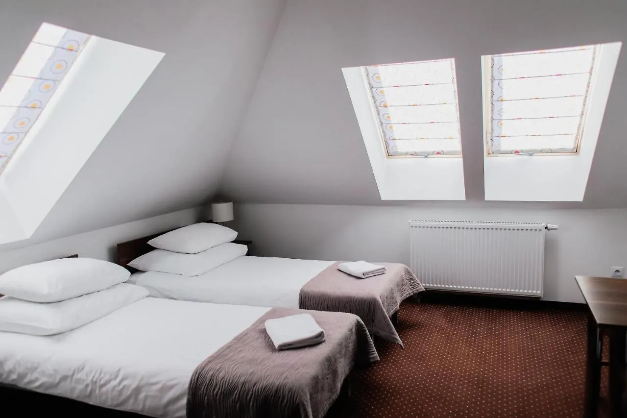 Holiday park Kalinowy Sen Guest House Warsaw
