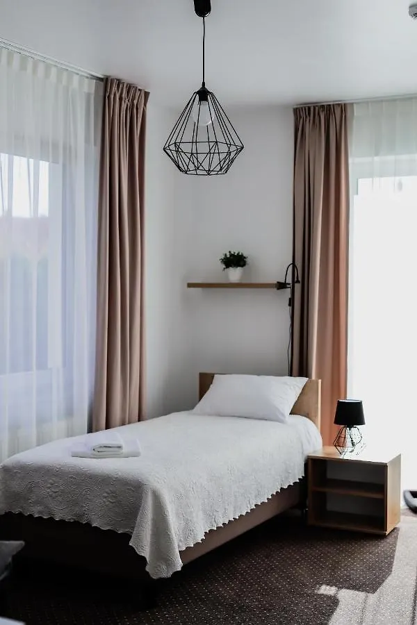 Hotel Kalinowy Sen Warszawa 3*,