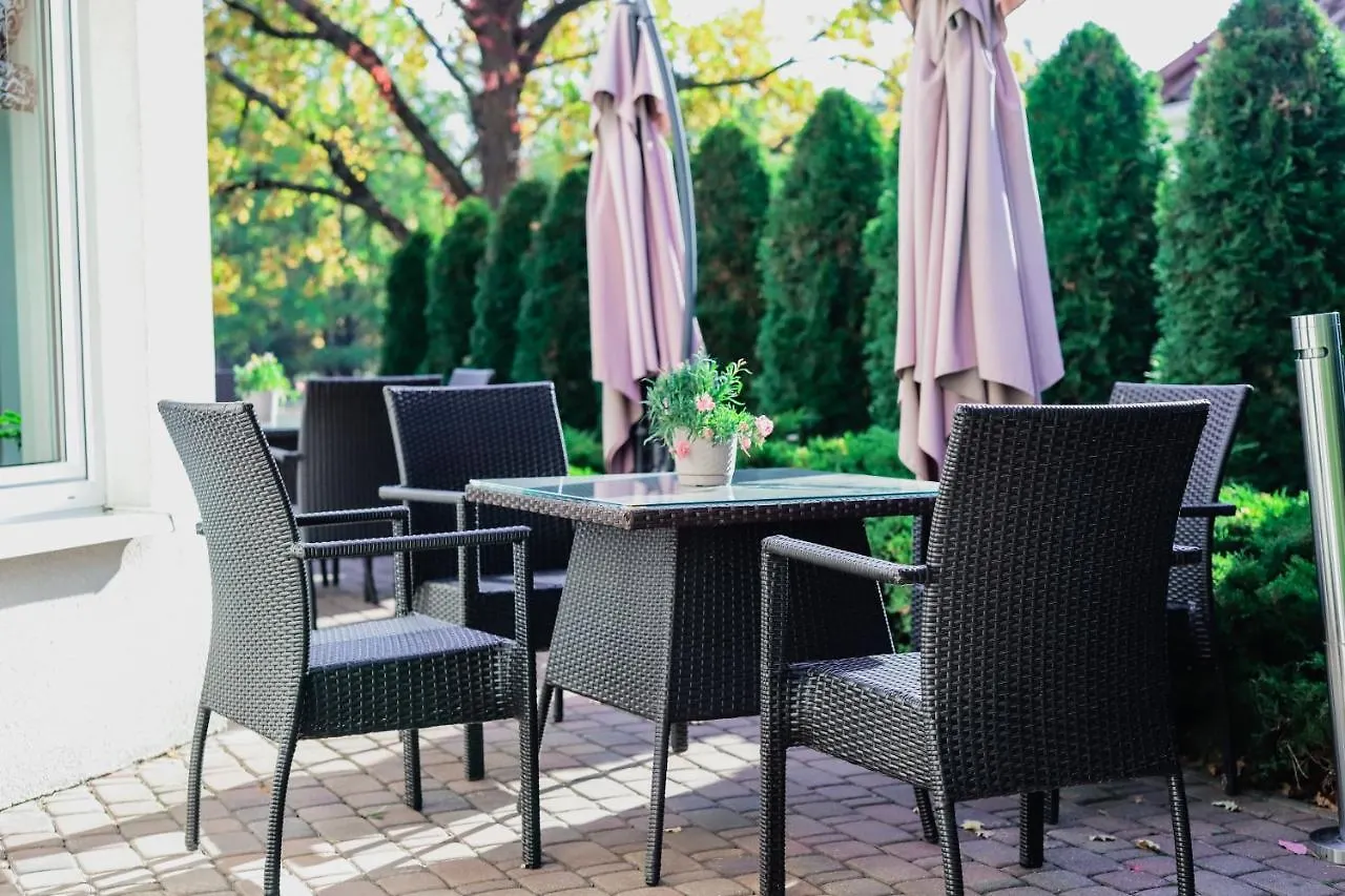 Kompleks wypoczynkowy Hotel Kalinowy Sen Warszawa